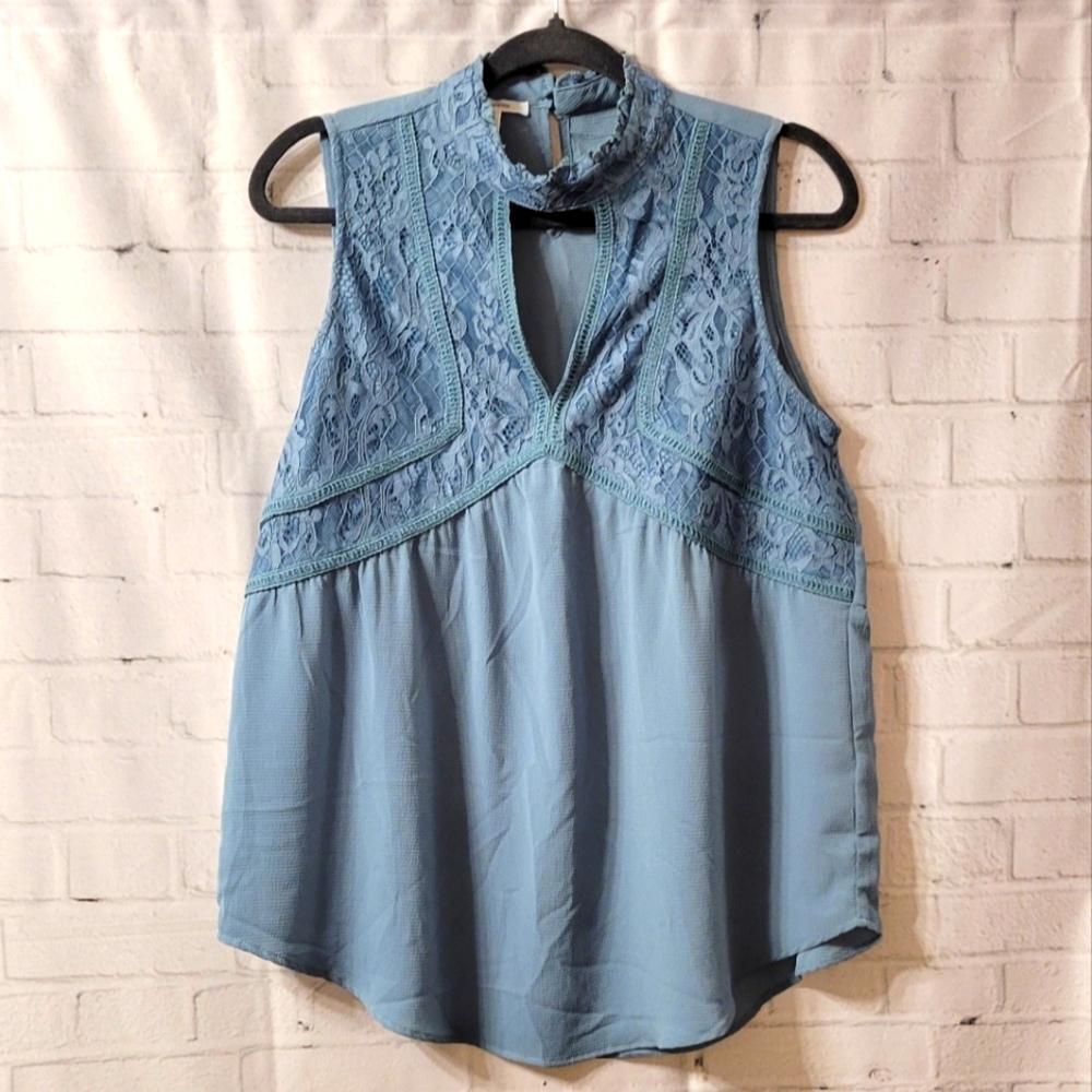 Sleeveless Blouse